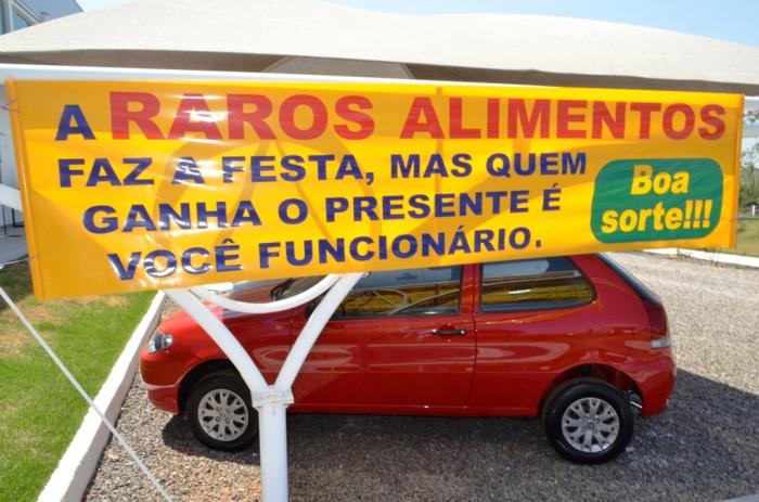 Raro´s Alimentos realiza festa de confraternização e sorteia automóvel Zero KM entre os funcionários