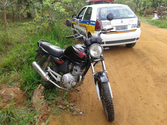 Polícia Militar recupera moto furtada no Bairro Santa Rita em Presidente Olegário