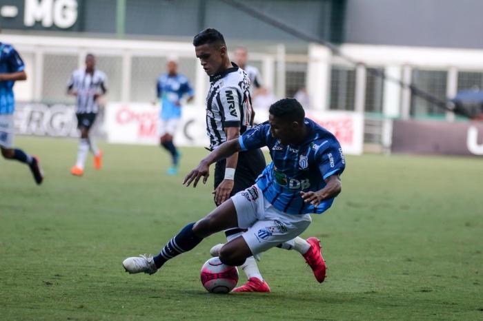 URT dá trabalho ao galo em Belo Horizonte, mas está fora das semifinais do Campeonato Mineiro