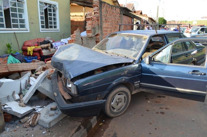 Jovem de Lagoa Formosa corre riscos de perder um dos pés após ser atropelado por veículo com motorista que estaria embriagado