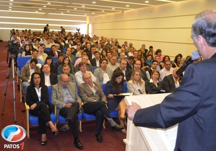 SEBRAE e AMAPAR lançam o Programa Passo à Frente durante Encontro de Lideranças do Alto Paranaíba