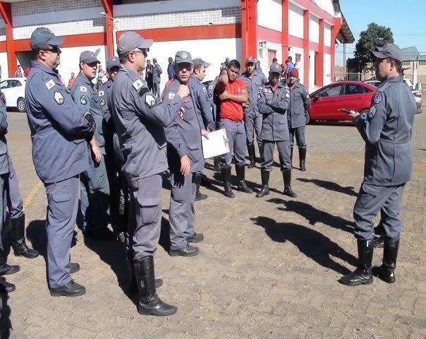 Em Patos de Minas bombeiros fecham Semana Nacional de Prevenção