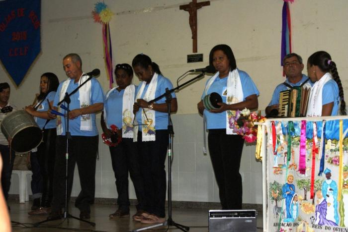 Primeiro dia da campanha de folias de reis em Lagoa Formosa tem apresentações de várias cidades do Alto Paranaíba e Triangulo