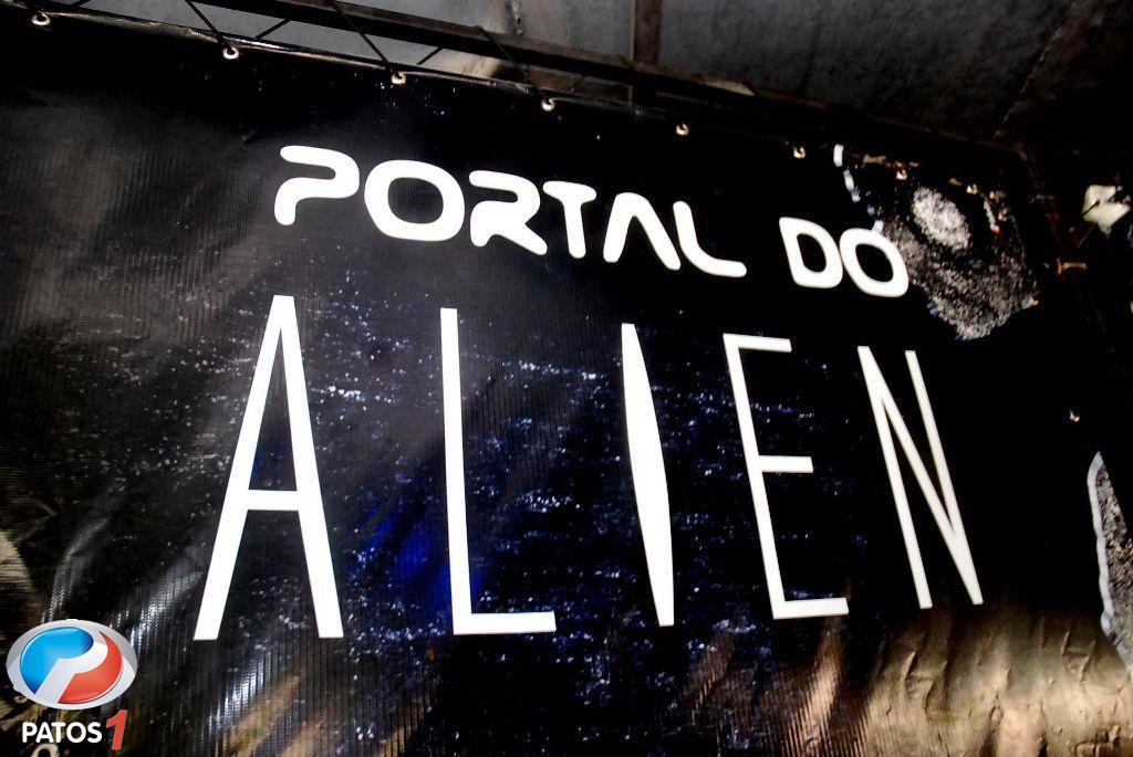 Patos 1 - Notícias de Patos de Minas e região  Conheça no pátio Central  Shopping o portal do Alien, um labirinto de terror