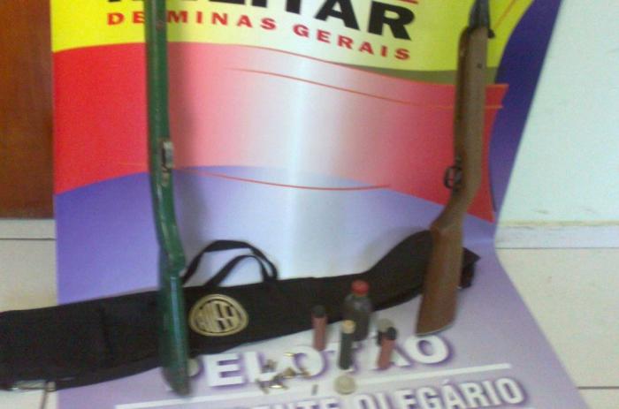 Menor é apreendido com armas em Presidente Olegário