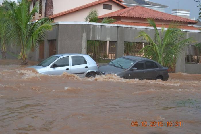 Temporal volta a causar estragos em cidades do Alto Paranaíba e Patrocínio e Patos de Minas são as mais prejudicadas