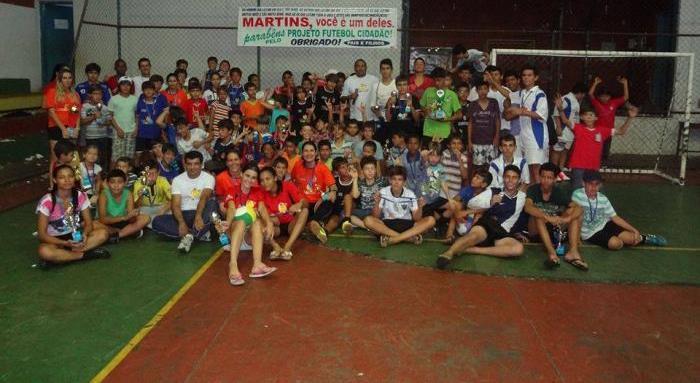 Centenas de pessoas acompanharam as finais do Projeto Futebol Cidadão na cidade de Lagoa Formosa