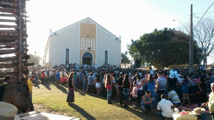 Missa e procissão encerram a 127ª Festa em Louvor a Nossa Senhora da Abadia em Andrequicé