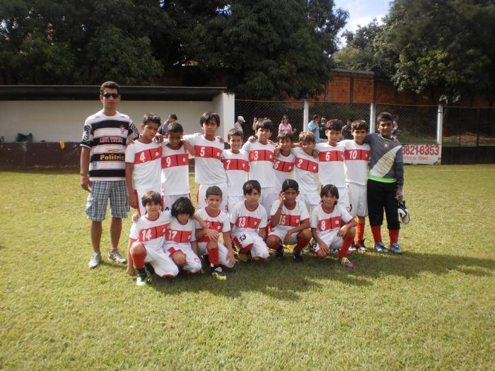 Times da escolinha do Santa Cruz de Lagoa Formosa estreiam com vitórias na Copa Mirim