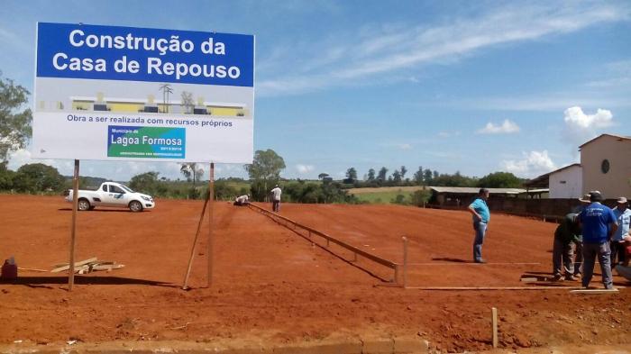 Construção da sede própria da Casa de Repouso de Lagoa Formosa no Bairro Babilônia é iniciada