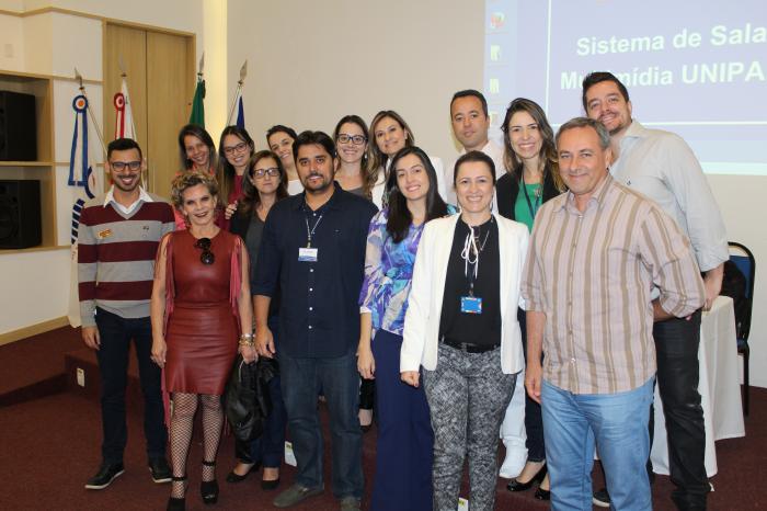 Alunos de Odontologia participam de Aula Inaugural no UNIPAM na cidade de Patos de Minas