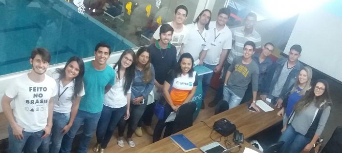 Alunos de Engenharia Civil do UNIPAM participam de reunião do Projeto Exata