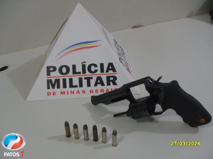 Polícia Militar de Carmo de Paranaíba apreende arma com numeração raspada e encaminha autor para a delegacia 