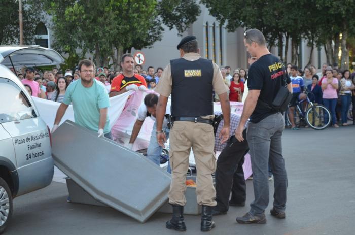 Garoto de 09 anos de idade morre atropelado por caminhão caçamba no centro da cidade de Lagoa Formosa