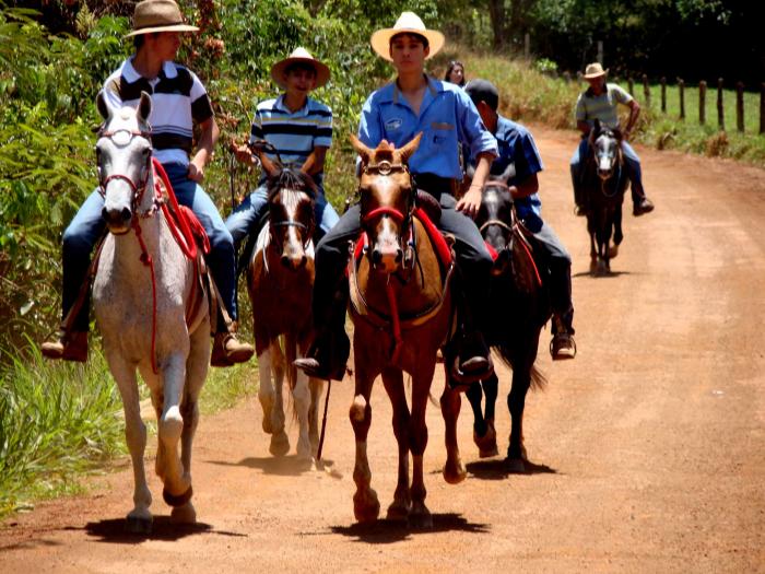4ª edição da Cavalgada de São João acontece neste domingo e promete agitar Presidente Olegário e região