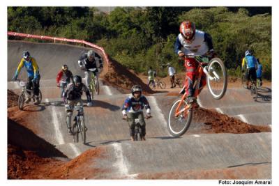 Pista de Bicicross é inaugurada no bairro Cidade Jardim