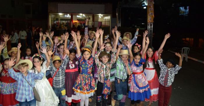 Tradicional Festa de São João Batista acontece na cidade Arapuá