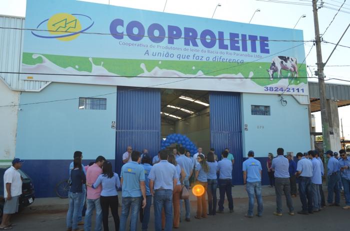   COOPROLEITE inaugura filial em Lagoa Formosa e cooperativa passa a atuar ativamente no município