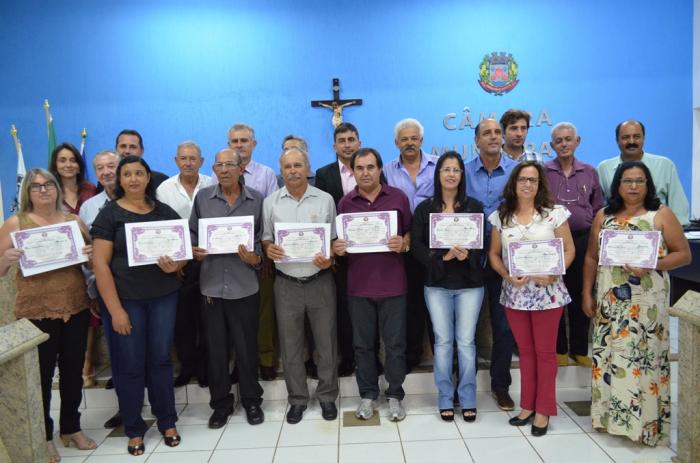 Relatório da saúde e entrega de diplomas de Honra ao Mérito foram assuntos da última reunião de 2017 na Câmara Municipal