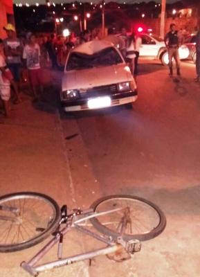 Acidente envolvendo veículo de passeio e ciclista no Bairro Cidade Nova em Lagoa Formosa deixa uma pessoa ferida