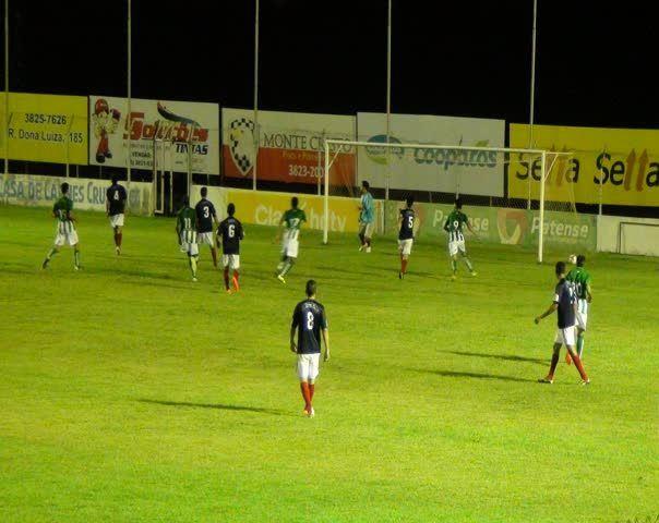 Mamoré de Patos de Minas faz jogo treino contra Seleção de João Pinheiro para observar jogadores que poderão compor o elenco