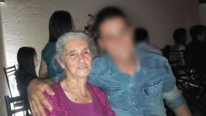 Idosa de 94 anos é encontrada sem vida dentro do banheiro do apartamento onde residia