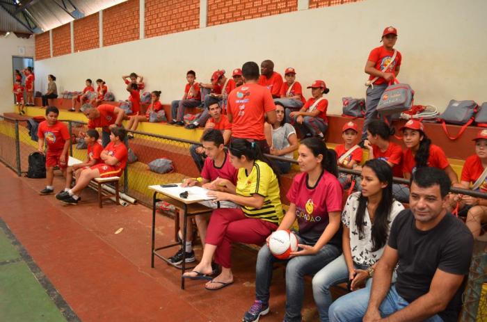 Alunos do programa Bombeiro Mirim participam de evento festivo na cidade de Lagoa Formosa