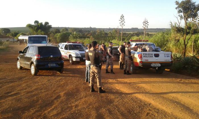 Após furto em Lagoa Formosa bandidos trocam tiros com a PM de Carmo do Paranaíba e acabam presos