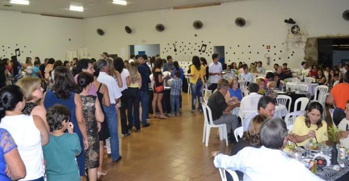 Grupo AMA realiza jantar beneficente no LTC em Lagoa Formosa 