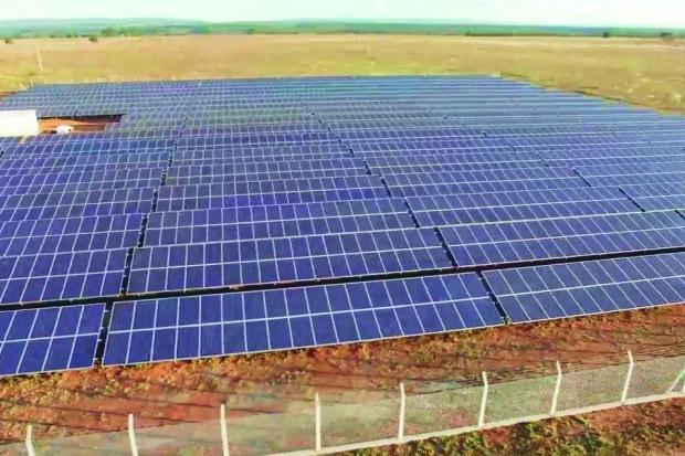 João Pinheiro tem a primeira fazenda de Minas Gerais de energia solar por assinatura