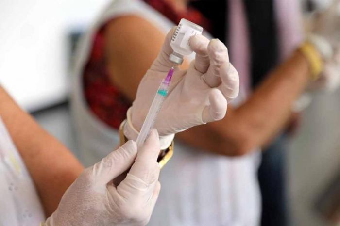 Patos de Minas possui mais de 20 casos de pessoas suspeitas de gripe H1N1, mas falta vacina contra a doença