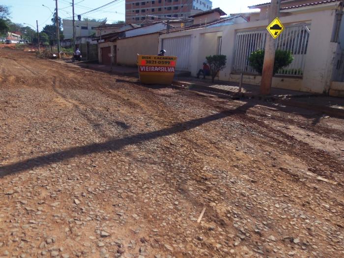  Pavimentação do trecho da Avenida Fátima Porto é concluída e setor de trânsito está finalizando a sinalização para liberar o tráfego de veículos 