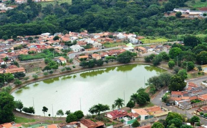 Prefeitura de Patos de Minas realiza intervenção de melhorias na Lagoinha do Parque Municipal João Redondo