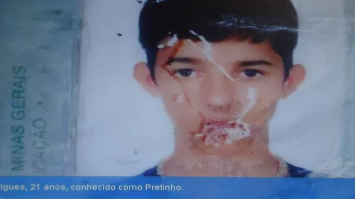 Rapaz de 21 anos de idade é morto com três tiros no Bairro Saltador em Presidente Olegário