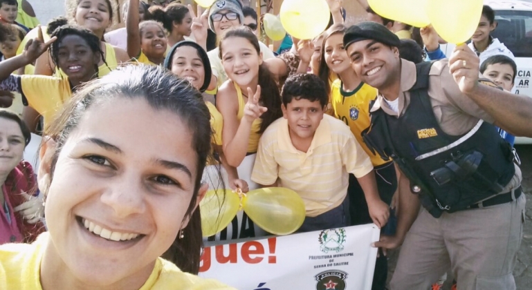Polícia Militar de Cruzeiro da Fortaleza realiza evento para fechar o mês amarelo