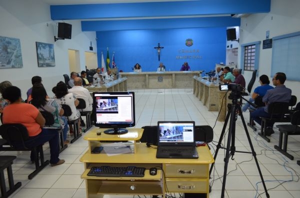 Assista ao VIVO pelo FACEBOOK a tomada de posse da nova mesa diretora da Câmara Municipal de Lagoa Formosa