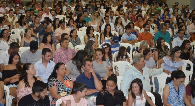Lagoenses participam de palestra com Gilclér Regina no Lagoa Tênis Clube