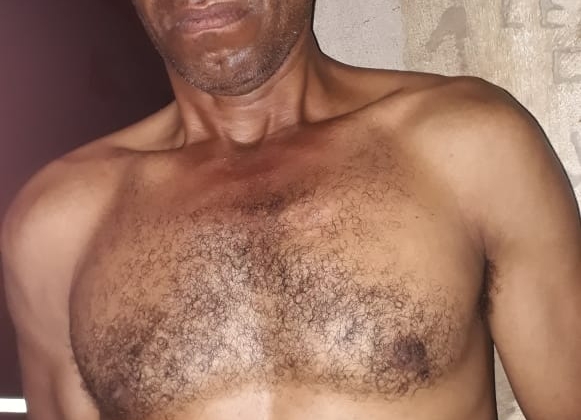 Homem é preso após ser flagrado nu em frente a uma igreja evangélica em Patos de Minas