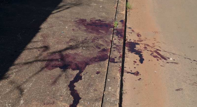Lagoa Formosa: rapaz é atingido por disparo de arma de fogo após tentar agredir militares com facão 