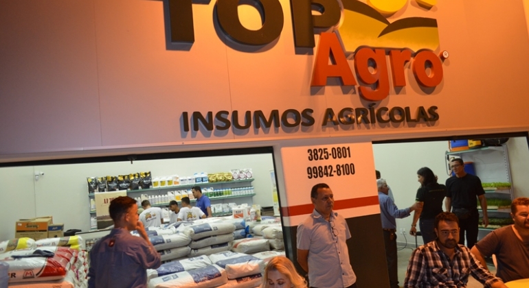 TOP AGRO inaugura filial na CEASA de Patos de Minas 