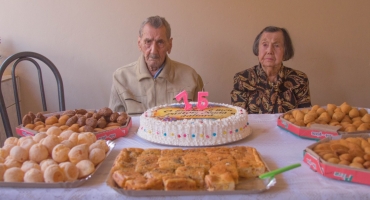 Casal de Presidente Olegário resiste à prova do tempo e celebra 75 anos de casamento