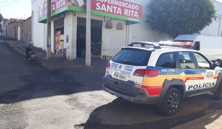 Criminosos armados assaltam comércio no bairro Alto da Colina