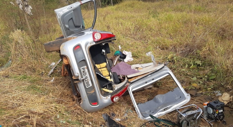 Jovem natural de Lagoa Formosa e ciclista de Patrocínio morrem em acidente envolvendo romeiros na BR-365 Jovem natural de Lagoa Formosa e ciclista de Patrocínio morrem em acidente envolvendo romeiros na BR-365