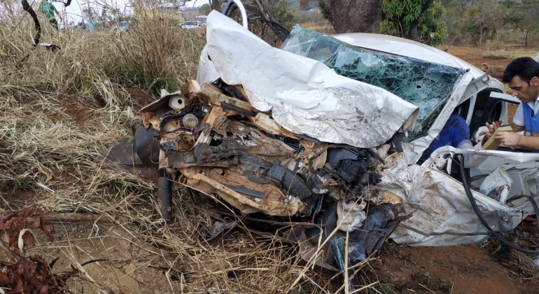 Acidente na MGC-354 entre veículos de Carmo do Paranaíba e Lagamar mata mulher de 45 anos Acidente na MGC-354 entre veículos de Carmo do Paranaíba e Lagamar mata mulher de 45 anos