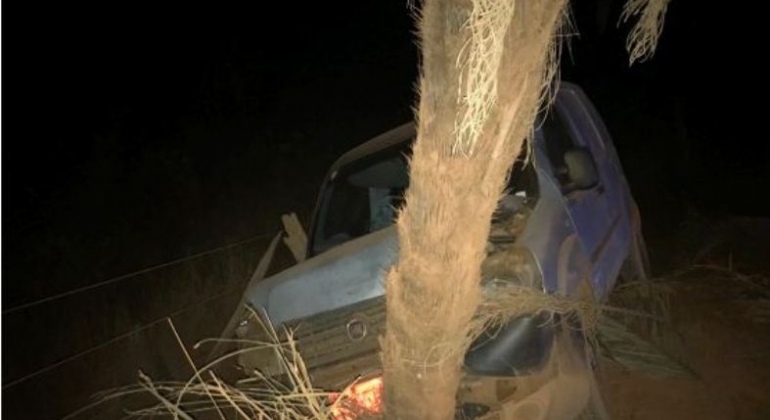 Veículos com placas de Lagoa Formosa sofre acidente na MGC-352 no município de Arapuá Veículos com placas de Lagoa Formosa sofre acidente na MGC-352 no município de Arapuá