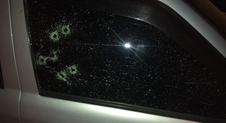 Açougueiro de Carmo do Paranaíba é atingido por disparos de arma de fogo Açougueiro de Carmo do Paranaíba é atingido por disparos de arma de fogo