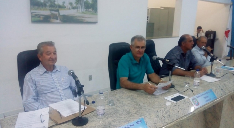 Vereadores de Lagoa Formosa votam 6 projetos durante realização da 26ª reuinião ordinária