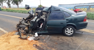 Homem de 42 anos morre em acidente na BR-365 próximo à Patrocínio Homem de 42 anos morre em acidente na BR-365 próximo à Patrocínio