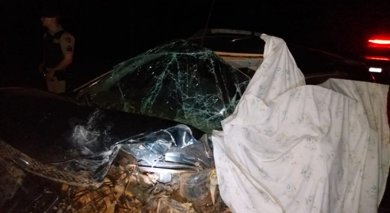 Duas pessoas morrem em batida frontal na LMG-740 no município de Lagoa Grande Duas pessoas morrem em batida frontal na LMG-740 no município de Lagoa Grande