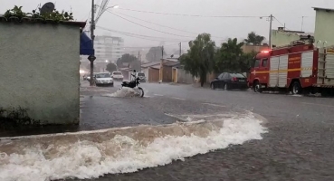 Temporal que causou estragos em Patos de Minas teve quase 80 mm de chuva